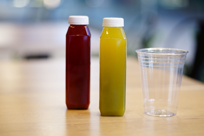 indoors, wellbeing, juice, table, freshness, 5K, refreshment, drinking glass, soda, no people, drink, food, pop bottle, beverage, focus on foreground