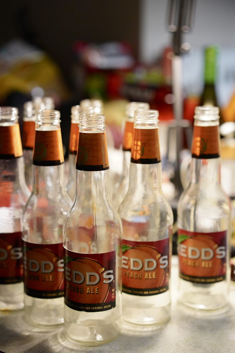 bazaar, cocktail, bottles, variation, cafeteria, shop, food and drink, pop bottle, white, alcohol, pub, glass - material, beer bottle, focus on foreground
