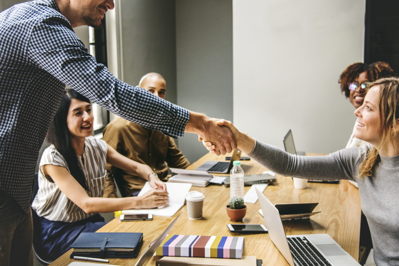 handshake, casual clothing, men, coworker, arms, shaking hands, business, hands, meeting, american, five, group, smiling, people, business person, office