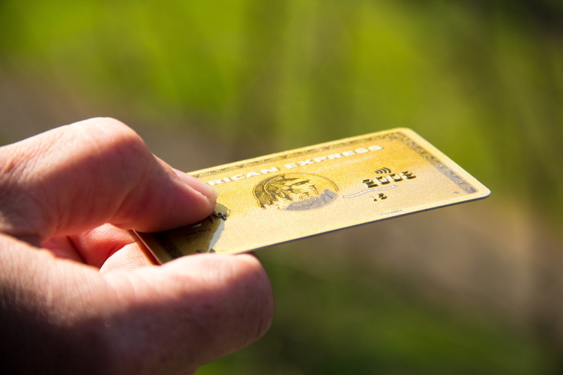 american, cards, real people, human body part, finance, focus on foreground, hand, day, unrecognizable person, holding, human hand, 5K, credit cards, close-up