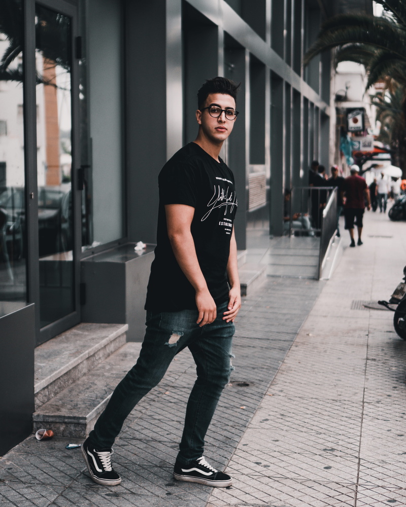 man, instagram style, t-shirt, right, casual Clothing, fashion, urban Scene, city, city Life, urban photography, 4K, street, street photography, males