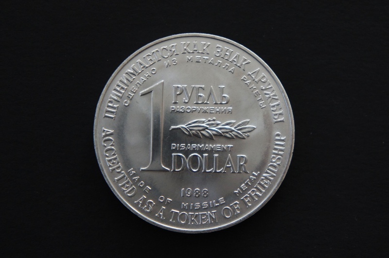russia, black background, 1080P, luxury, united states, single object, business, metal, number, ruble, the cold war, currency, close-up, silver, money