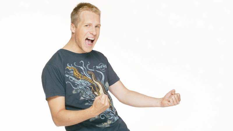 studio shot, human body part, oliver pocher, men, short, making a face, casual clothing, 1080P, positive emotion, portrait, mouth, mouth open, indoors