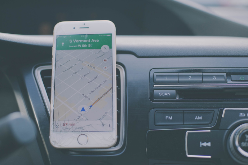 glass, number, apple, dashboard, cracks, text, vehicle interior, navigate, direction, smartphone, s, no people, technology, wireless technology, vehicle