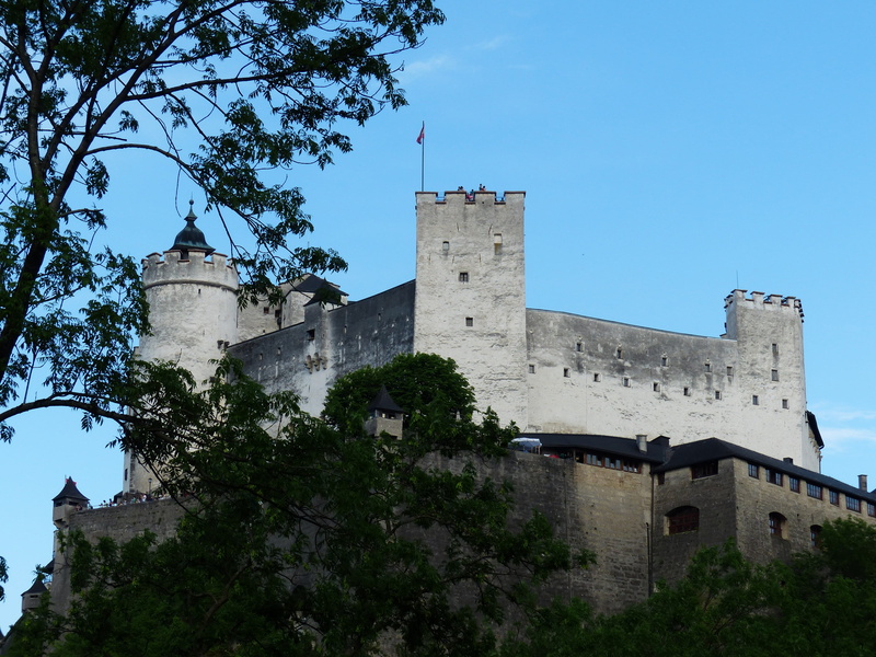 history, 4K, castle, battlements, clear sky, old, sublime, no people, crowd puller, sky, fortress mountain, landmark, low angle view, imposing, places of interest