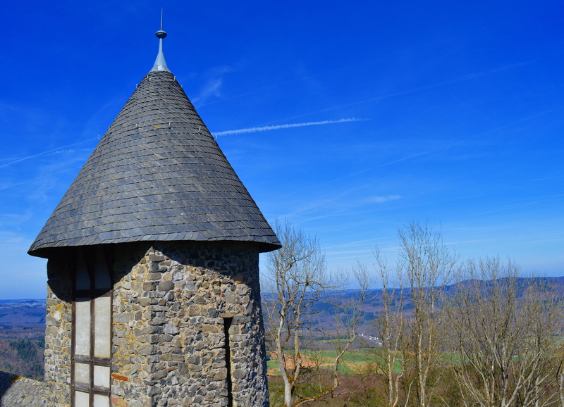 tower, religion, nürburgring, landmark, belief, spirituality, germany, 5K, castle, historically, spire, blue, masonry, middle ages, history, sunny, nürburg