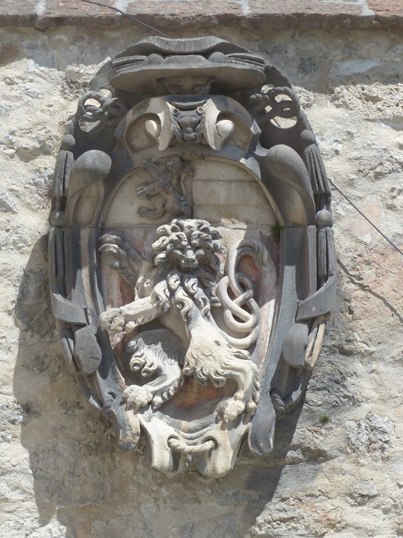 sculpture, male likeness, stone material, salzburg, art and craft, representation, history, statue, Lion, outdoors, middle ages, solid, imposing, day, town hill