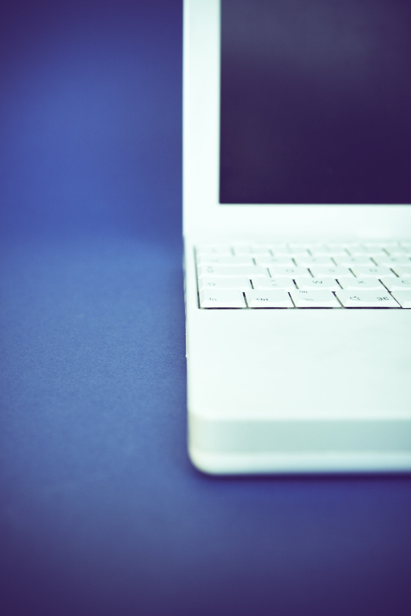 notebook, apple, laptop, connection, computer, no people, still life, 4K, colored background, two objects, white, office, western script, indoors, communication
