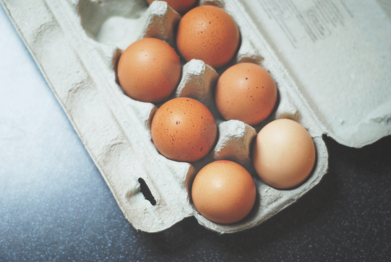 egg, fragility, 4K, egg box, eggs, healthy eating, raw food, ingredient, food and drink, brown, close-up, egg yolk, poultry, seven, freshness, box, vulnerability