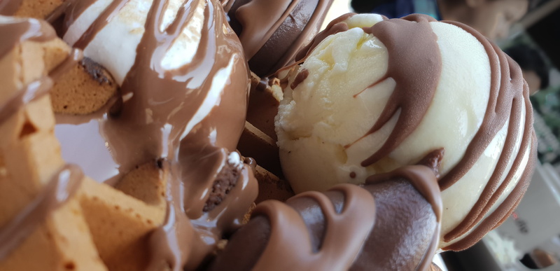 crema, ice cream cone, icecream, unhealthy eating, sucrerie, sweet, sugar, sweets, vanille, azucar, indulgence, frozen, ice, cone, cream, sucreries, caramel