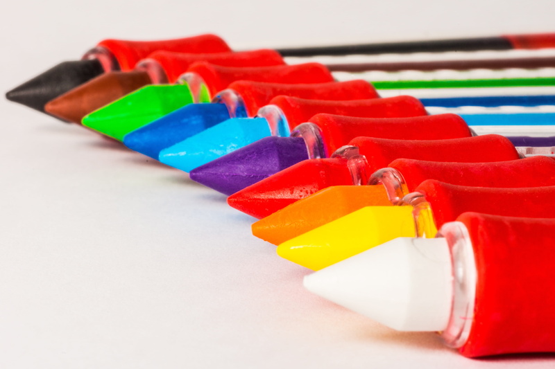 red, colour pencils, photo, color, group of objects, wax crayons, close-up, sport, pen, no people, closeup, 5K, assorted, still life, tips on, crayons