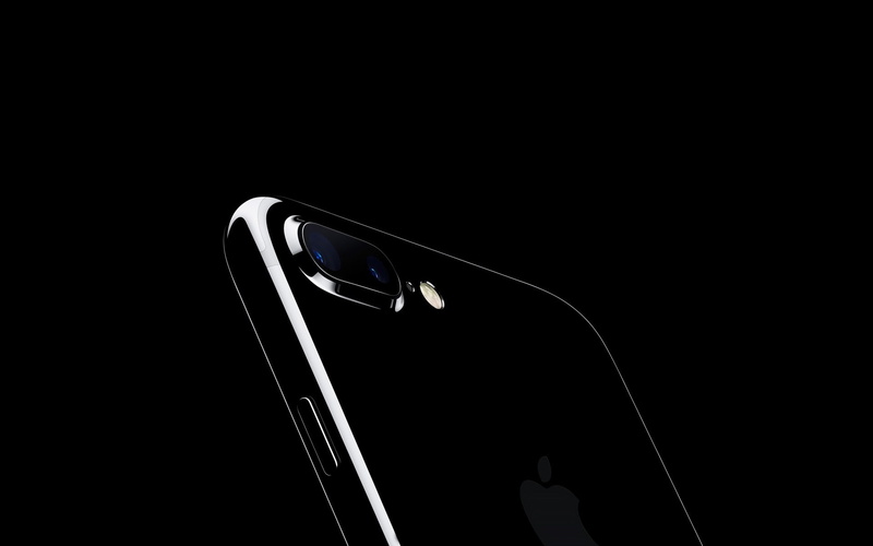 still life, brand, dark, light - natural phenomenon, portable information device, smart phone, copy space, black, wireless technology, apple, land vehicle
