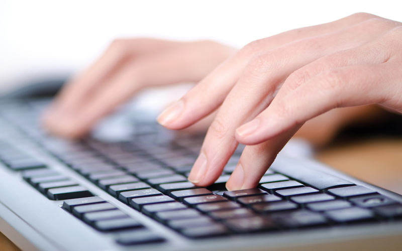 computer keyboard, computer equipment, human body part, 2K, laptop, typing, keyboard, adult, computer key, busy, hand, communication, black