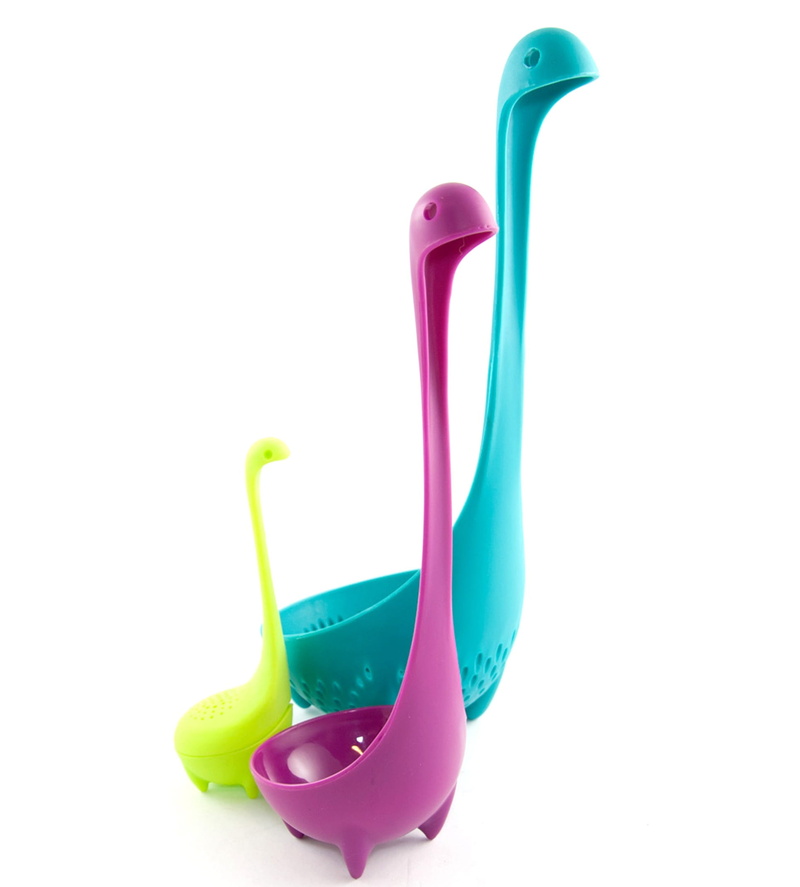 blue, equipment, cut out, dental health, green color, still life, studio shot, kitchen, no people, work tool, white background, copy space, no one, plastic