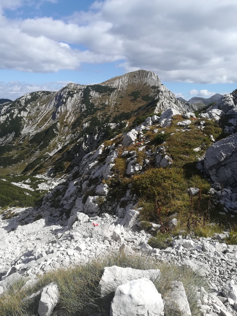 no people, cliff, river, gravel, flowing water, eacape, flowing, ice, hiking, rubble, landscape, mountain, vogel, water, leisure activities, tranquil scene