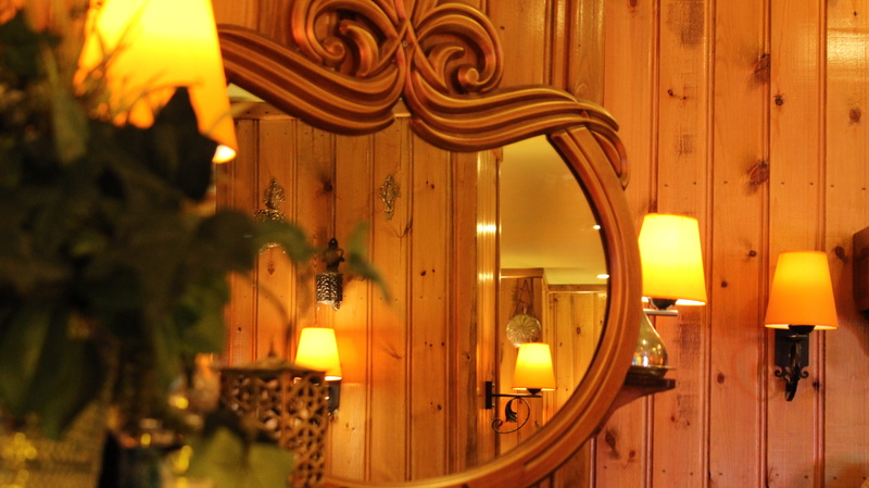 the mirror, residential district, wood - material, home, ornate, mansion, wood-fibre boards, lighting equipment, built structure, mirror, electric lamp