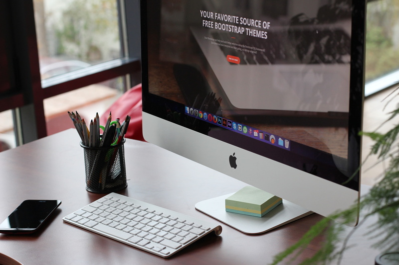 connection, communication, computer, workplace, pen, imac, glass - material, day, laptop, no people, desk, 4K, technology, furniture, work space, plant