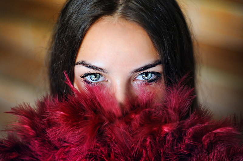 hairstyle, eye, warm clothing, beautiful people, white, front view, skin, women, beautiful girl, attractive, human body part, female, hair, beautiful woman