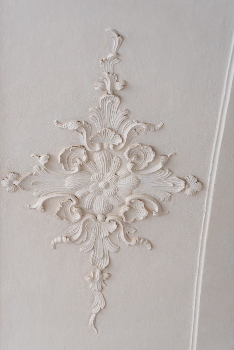 white color, creativity, pattern, 5K, indoors, design, wood - material, built structure, dessert, floral design, food, art and craft, ceiling, barock