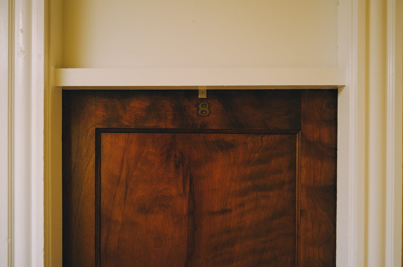 moulding, type, doorframe, hallway, door, brown, house, border, close-up, security, white, boston, wood - material, knob, frame, entry, hook, doorknob