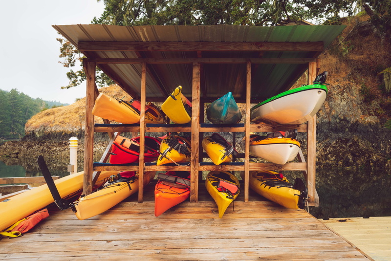 leisure activity, lakeside, collect, ocean, collection, canoe, canoeing, kayaks, river, tree, water sports, shed, 5K, multi colored, kayak, paddler, storage