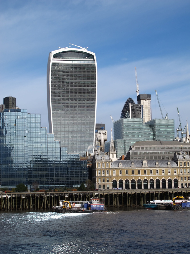 no people, thames River, financial district, Sky, day, office, uK, water, waterfront, outdoors, modern, river, famous Place, travel, 2K, skyscraper, sir Norman Foster Building