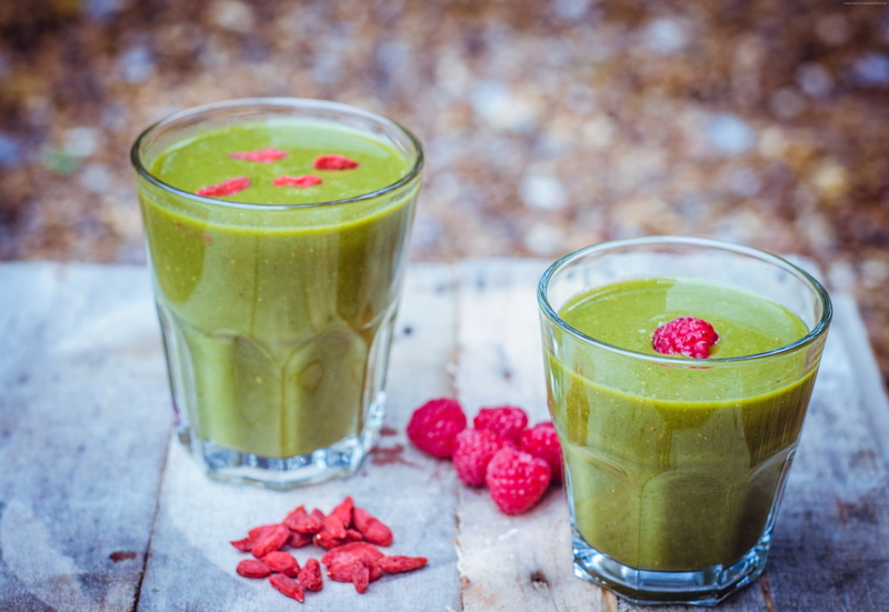 smoothies, goji berries, 4K, cabbage, apples, raspberries