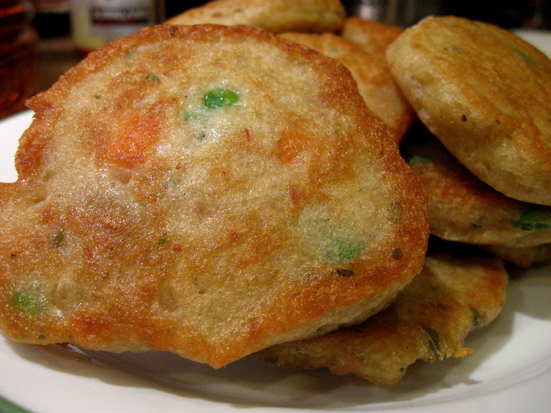 zucchini, baked, snack, temptation, food and drink, freshness, no people, ready-to-eat, indoors, fried, asian food, serving size, unhealthy eating, serving dish