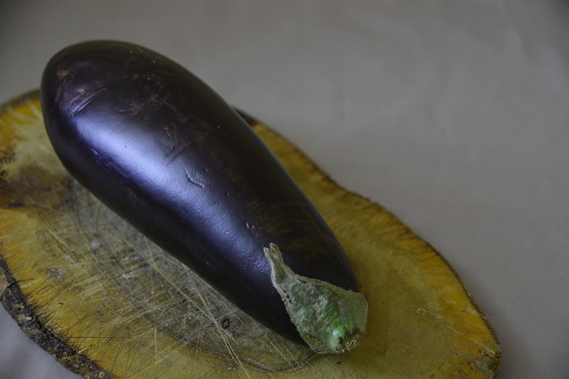 eggplant, wellbeing, food and drink, focus on foreground, close-up, freshness, single object, raw food, indoors, 5K, kitchen, market, no people, food
