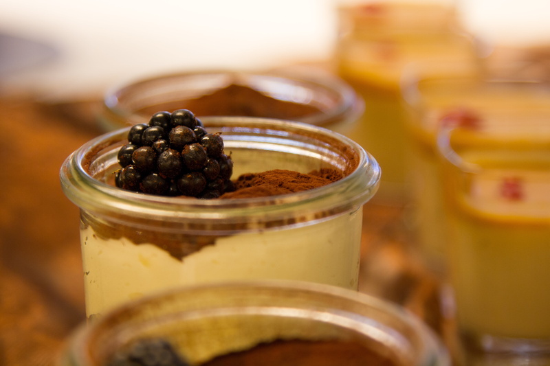 sweet, eat, selective focus, healthy eating, berries, close-up, food, focus on foreground, indulgence, still life, bottle, 4K, no people, tiramisu, mason jar