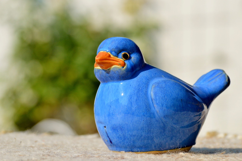 clay figure, decoration, 5K, model, no people, animals in the wild, nature, art, ceramic, tonvogel, decorative, beauty in nature, focus on foreground