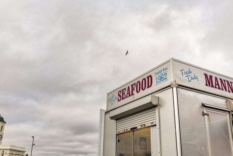 communication, united kingdom, cloudy, seafood, western script, vertebrate, east coast, bird, business, day, flying, coat, finance, clouds, 4K, building exterior