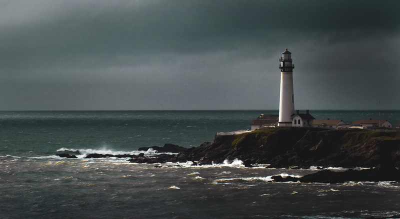 horizon over water, lighthouse, nature, no people, crashing, beside, wave, beacon, 2K, rock, sea, power in nature, horizon, coast, cloud - sky, sky, big sur