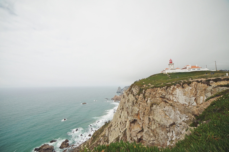 house, portugal, promontory, beauty in nature, tranquil scene, day, water, near, 4K, tranquility, neighborhood, lisboa, bird, rock - object, building
