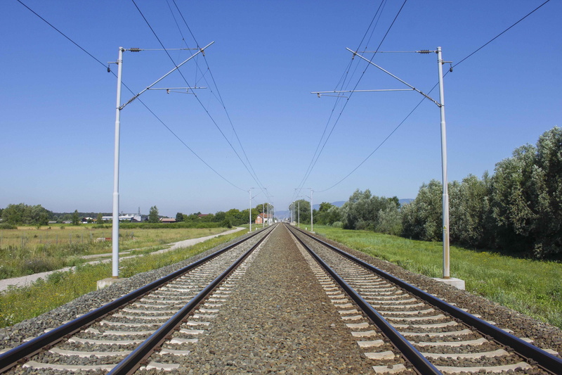 power supply, transportation, outdoors, rail transportation, clear sky, direction, nature, connection, railroad, the way forward, plant, track, electricity pylon
