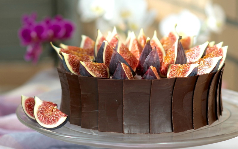 cake, figs, wellbeing, no people, 720P, fruit, food and drink, healthy eating, ready-to-eat, abundance, fruits, large group of objects, day, indoors, freshness