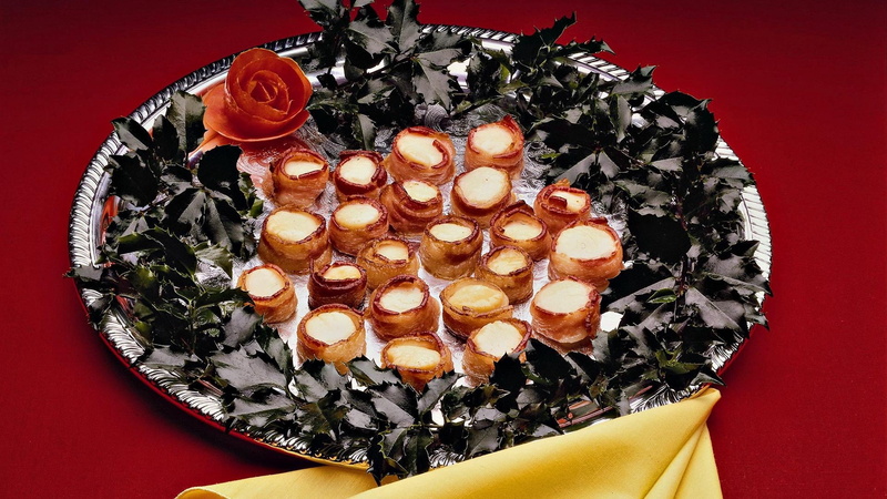 crockery, bacon, decoration, meal, snack, dessert, indulgence, food styling, fruit, high angle view, red, design, caviar, celebration, healthy eating, sweet