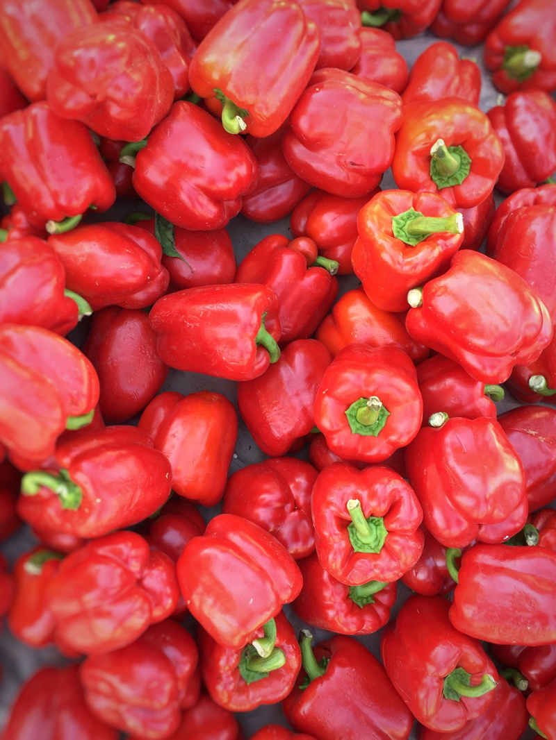 market, freshness, backgrounds, ripe, healthy eating, spice, large group of objects, food and drink, wellbeing, organic, peppers, high angle view, food