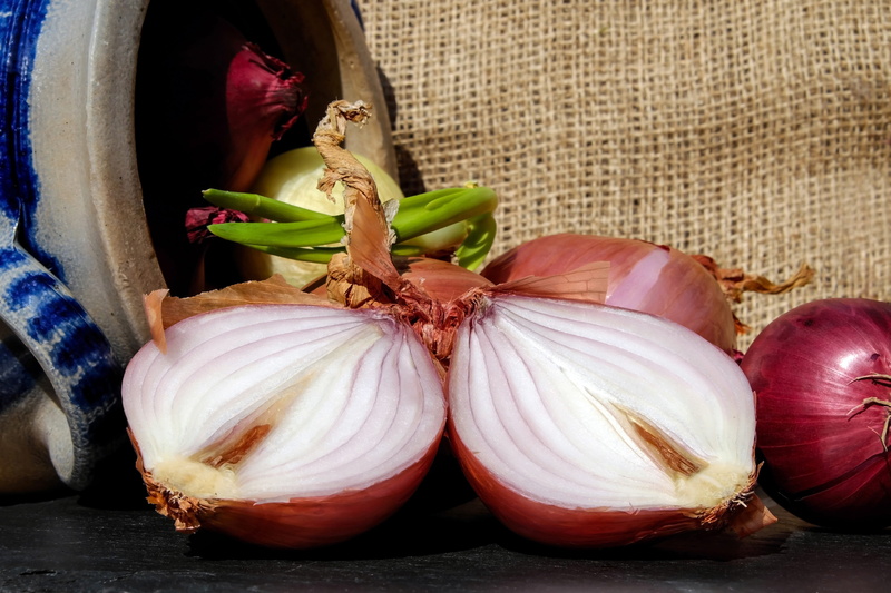 antibacterial, healthy eating, freshness, onion, 4K, vegetarian food, wellbeing, ingredient, food, garlic, vegetables, group of objects, spice, still life