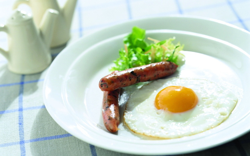 close-up, fried eggs, dinner, refreshment, tablecloth, meal, food And Drink, cooking, fried Egg, green Color, no People, egg, grilled, gourmet, breakfast