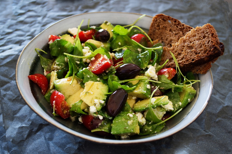 fresh, crockery, studio shot, lettuce, wellbeing, bread, healthy lifestyle, high angle view, meal, 5K, food, tomato, diet, ready-to-eat, vegetarian food