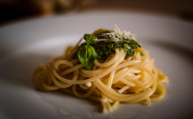eat, ceramic, herb, close-up, italian Culture, meal, cooked, lunch, healthy Eating, italian food, crockery, studio shot, indoors, toppings, pasta, focus on foreground