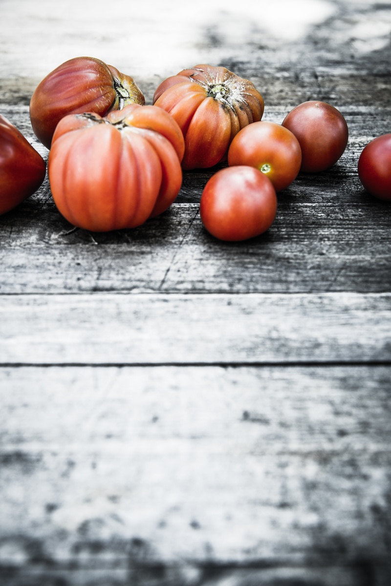 food, ingredient, fruit, vegetables, 5K, freshness, red, organic, urban, group of objects, table, tomato, city, garden, indoors, vegetarian food, wooden