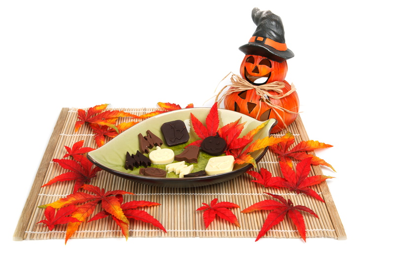 cultures, representation, sweets, red, freshness, spooky, vegetable, human representation, food and drink, season, white, holiday, pumpkin, white Background