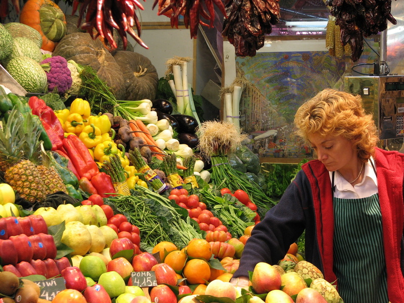 1080P, market, Fruit, food, Vegetables, casual clothing, buying, variation, retail display, fruit, freshness, Greengrocers, Market, market stall, lifestyles