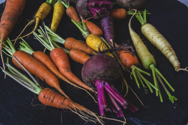 vegetable, raw, choice, eating, food, common beet, 4K, harvest, food and drink, natural, organic, indoors, healthy eating, root vegetable, ingredient