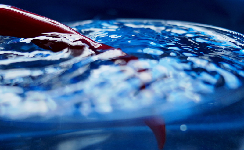 sharp, kitchen, red, spice, blue, wet, nature, pepperoni, tomatoes, chilli pepper, close-up, rippled, pollution, water, vegetables, chili peppers, green