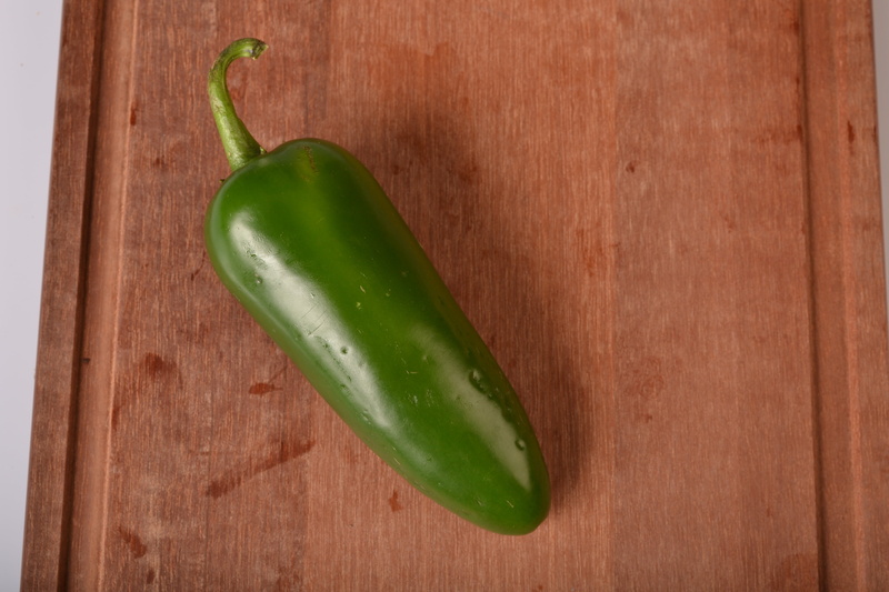 vegetable, indoors, raw food, studio shot, organic, food, food and drink, pepper, directly above, healthy eating, single object, jalapeno, 2K, green color