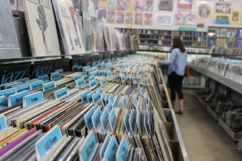 music, 5K, store, consumerism, arrangement, amoeba music, shelf, san francisco, shopping, large group of objects, retail display, business, one person