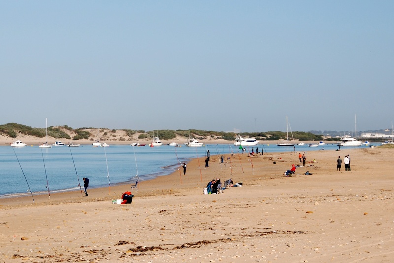 crowd, sand, trip, leisure activity, day, sky, land, sea, water, men, 2K, holiday, chiclana, large group of people, outdoors, fisherman, nature, real people